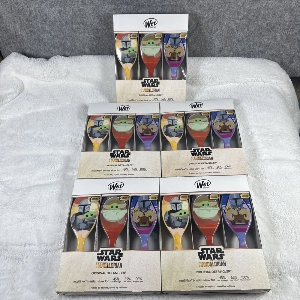 Lot of 5 Wet Brush Star Wars Mandalorian Hair Detangler 5 packs of 3 total 15
